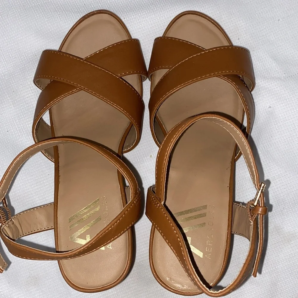 AEROSOLES Brown Leather Like Sandals with Ankle‎ Strap size 7.5 WEDGE ESPADRILLE